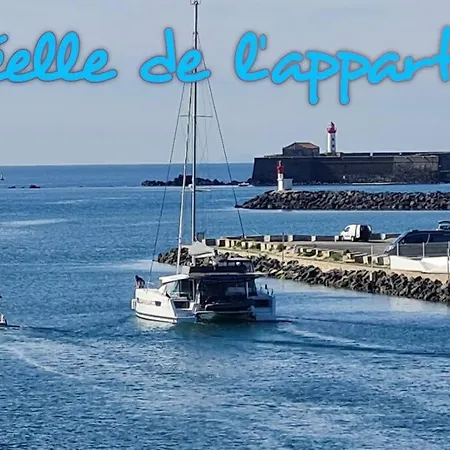 Avec Balcon, Vue Mer, Piscine, Parking *