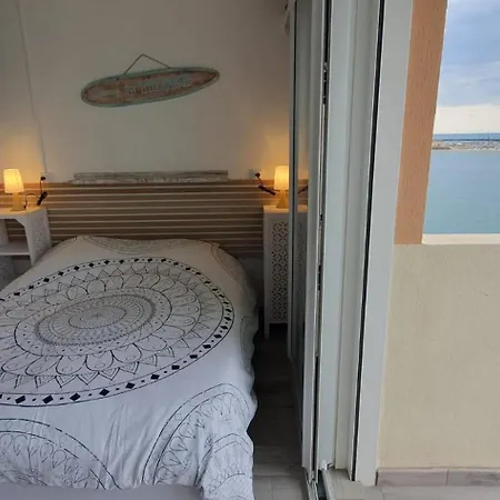 Avec Balcon, Vue Mer, Piscine, Parking Apartmán *