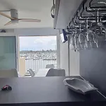 Avec Balcon, Vue Mer, Piscine, Parking Appartement