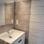 Avec Balcon, Vue Mer, Piscine, Parking * アグド