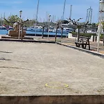 Avec Balcon, Vue Mer, Piscine, Parking Appartement *