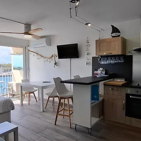 Avec Balcon, Vue Mer, Piscine, Parking Apartment *