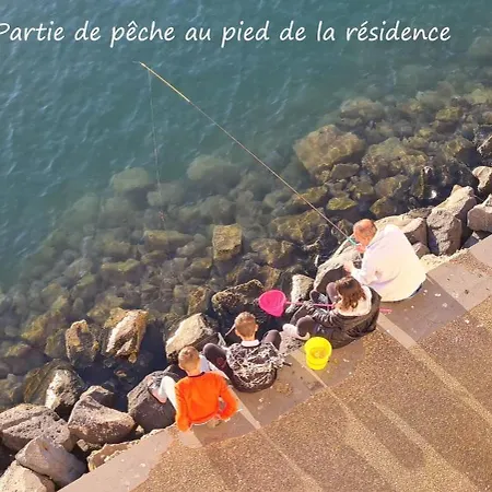 Appartement Avec Balcon, Vue Mer, Piscine, Parking