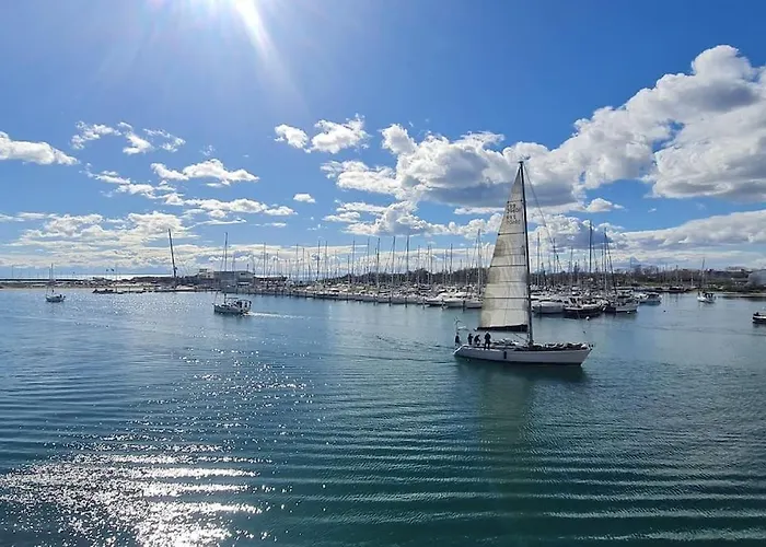 Apartman Avec Balcon, Vue Mer, Piscine, Parking *